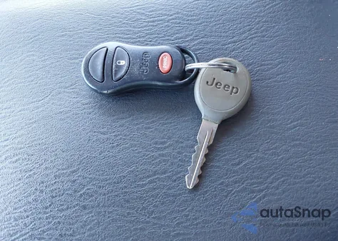 2002 Jeep Grand Cherokee Laredo from USA, damaged, VIN 1J4GW48S52C180999